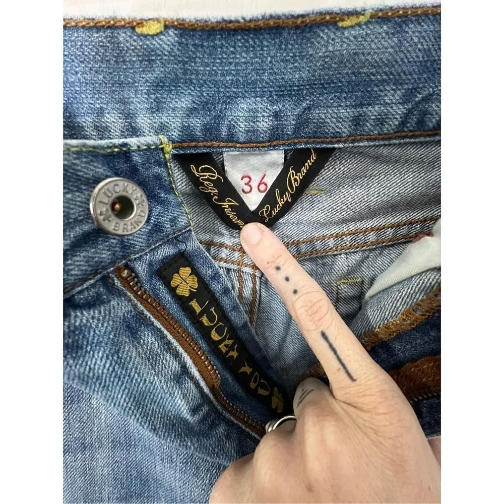 Men’s Vintage Lucky Brand Straight Leg Denim Jeans